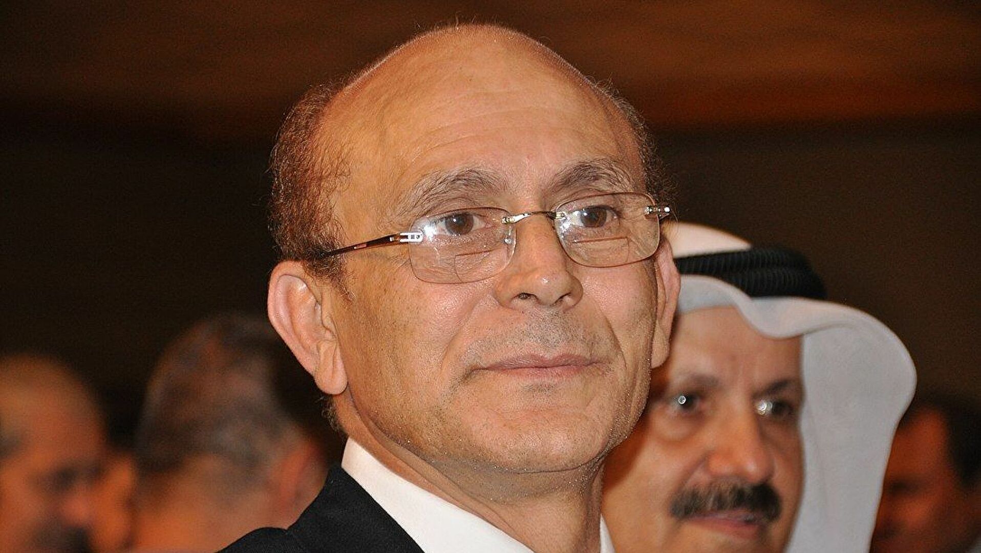 مصر ..  الفنان محمد صبحي يرد على تركي آل الشيخ بعد وصفه ب"المشخصاتي"