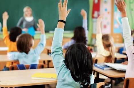 مدرسة معروفة في عمان ترفض استقبال طالب بسبب طلاقته في اللغة الانجليزية  .. "تفاصيل"