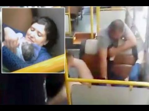 بالفيديو ..  امرأة تلد في حافلة للركاب بمساعدة السائق