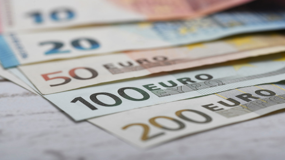 معدل التضخم السنوي في منطقة اليورو يتباطأ إلى 9.2٪ في كانون الأول 2022