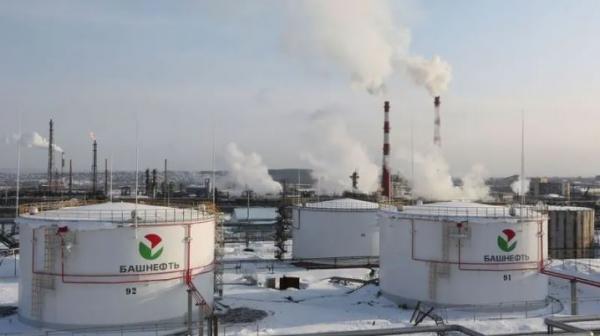 روسيا تمدد الحظر على صادرات الوقود حتى نهاية شباط