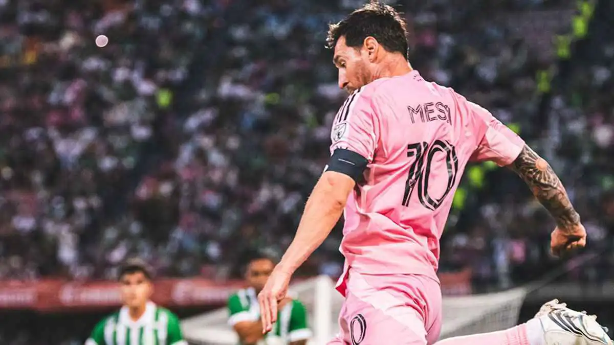 ميسي يطارد الهدف 900 ..  الموعد والقنوات الناقلة لمباراة إنتر ميامي وشارلوت 