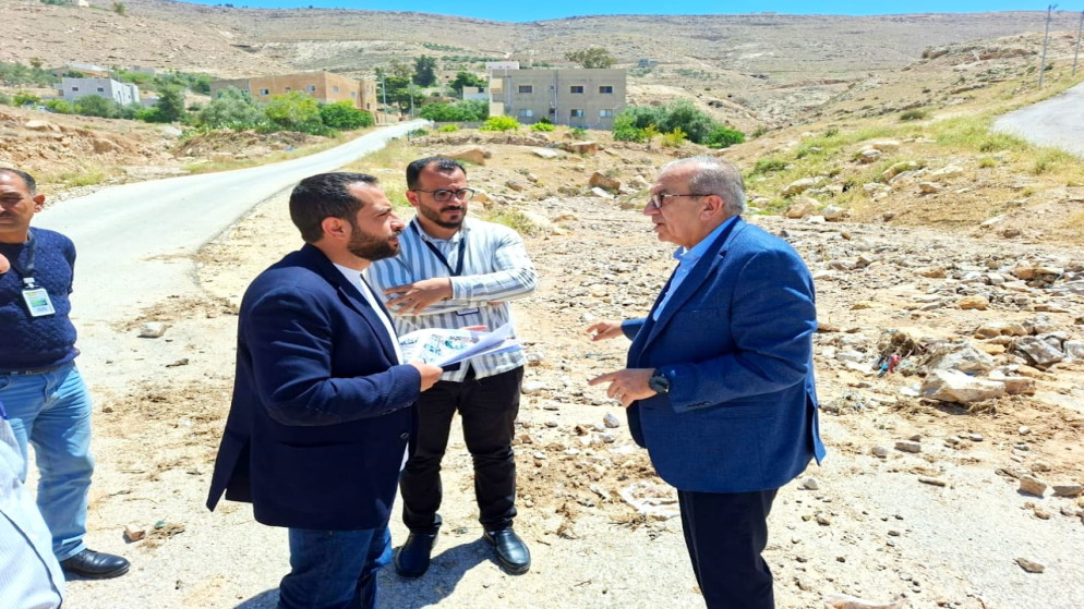  وزير الأشغال يوعز بتقديم دعم عاجل لبلدة العراق في الكرك بعد السيول