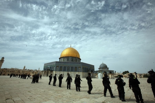 فلسطين النيابية تدعو القوى الفلسطينية للتصدي إلى مسيرة الأعلام 