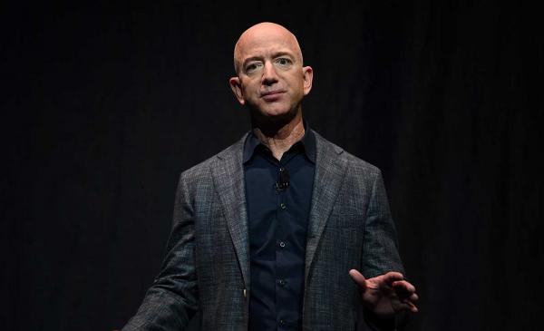 جيف بيزوس يعتزم التبرع بأغلب ثروته للأعمال الخيرية