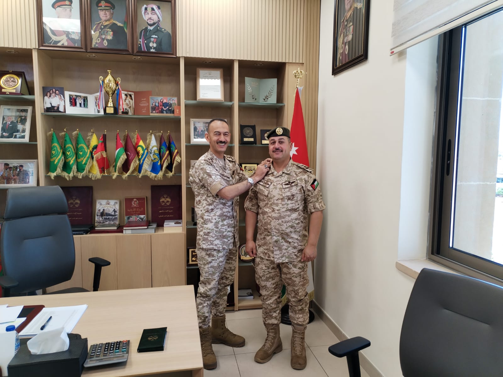 طلال الدحيم بني خالد يهنئ ويبارك ترفيع العميد سطام الخالدي
