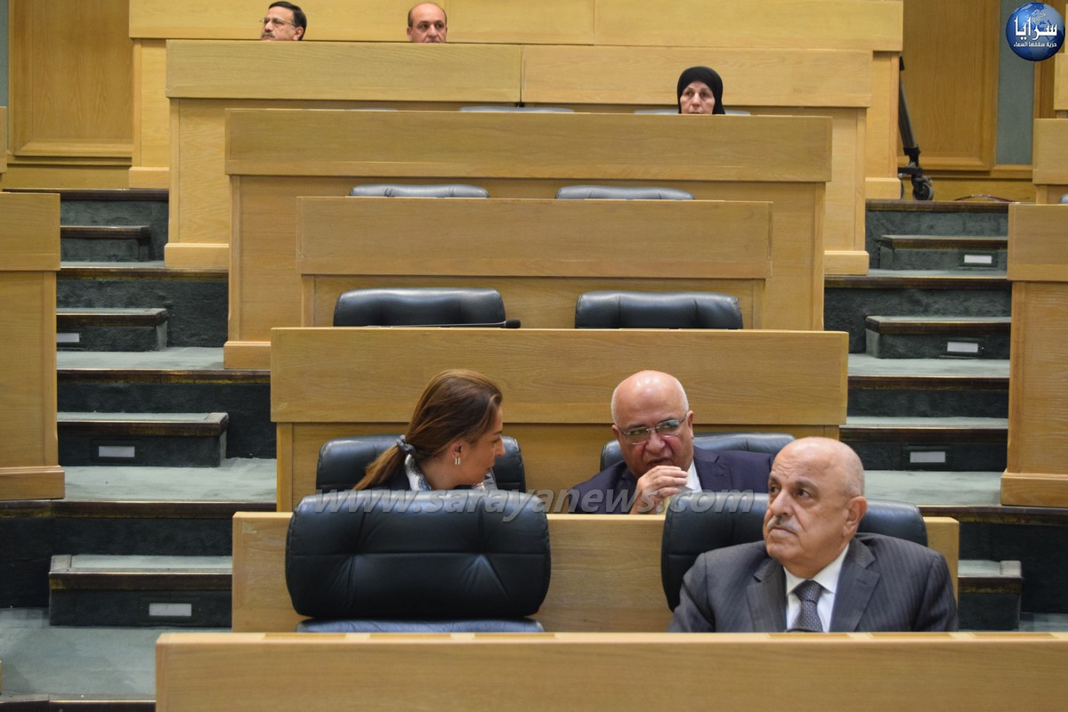 بالفيديو ..  المعشر يدعو للالتفاف خلف القيادة وينفي غياب الاحترام بين النواب والحكومة .. "تفاصيل"