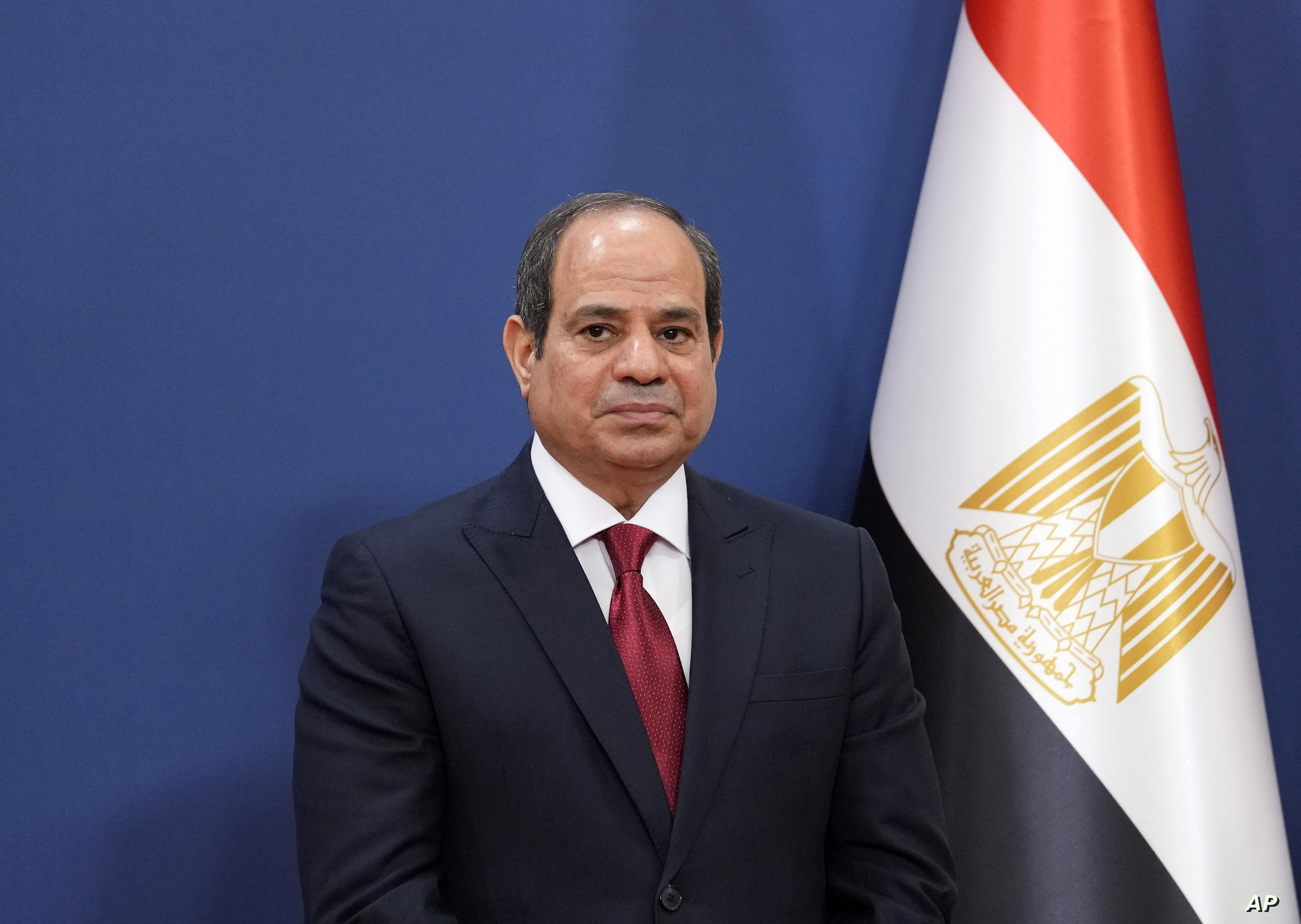 السيسي يصدر عفواً عن كافة الغارمين ممن يقضون عقوبات