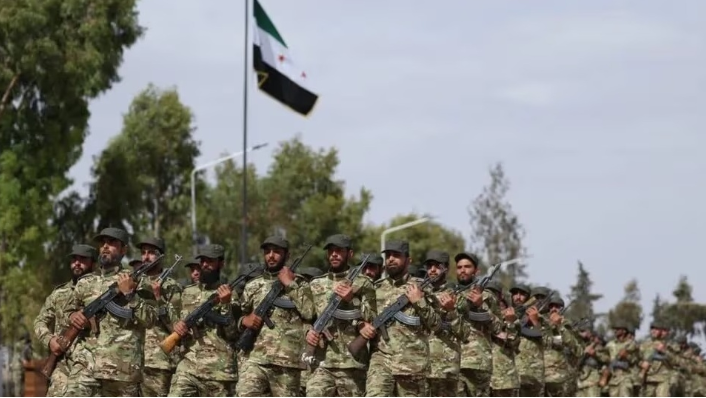 "طلب سري ومفاجئ" ..  رويترز: مقترح أميركي للشرع بـ "مهمة عسكرية" في لبنان