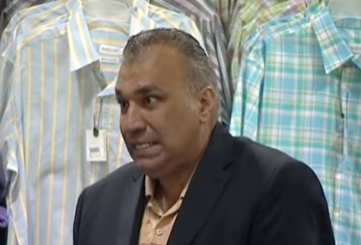 كاميرا خفية: مشاجرة عنيفة داخل محل لبيع البدلات