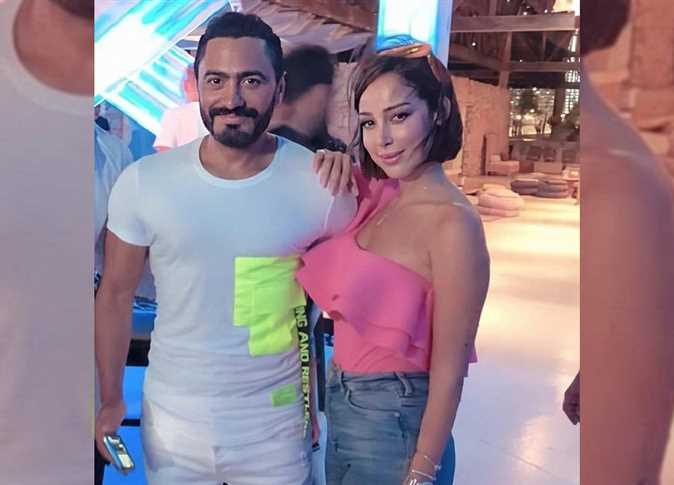 شاهدوا  ..  الفيديو الجريء الذي تسبب في طلاق تامر حسني و بسمة بوسيل 
