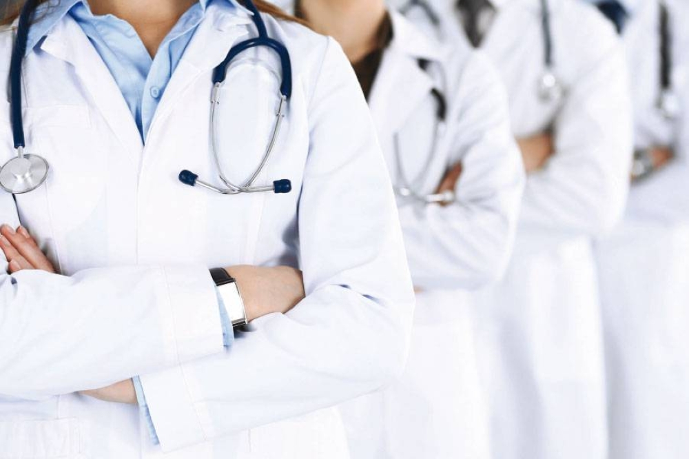 19 ألف طالب يدرسون الطب في الخارج بتكلفة مليار دينار