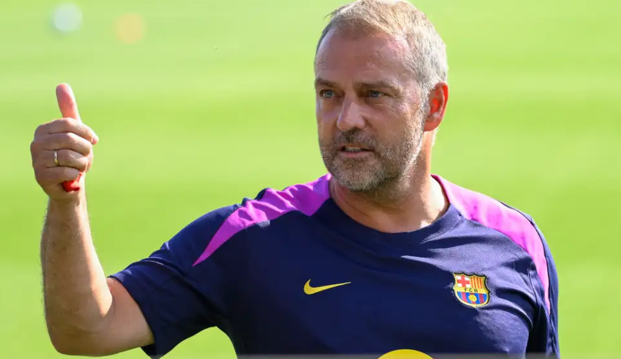 لاعب برشلونة الجديد يكسب ثقة فليك