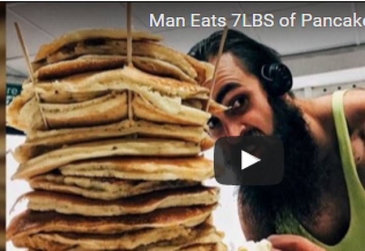 بالفيديو ..  رجل الفطائر أكل 3 كيلو جرامات في 20 دقيقة