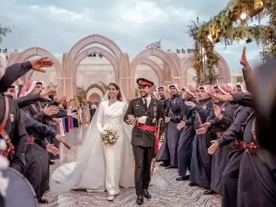 "شيخ الكار"  ..  ساقه القدر ليزف ولي العهد بعد 30 عاما على زفه للملك عبدالله 