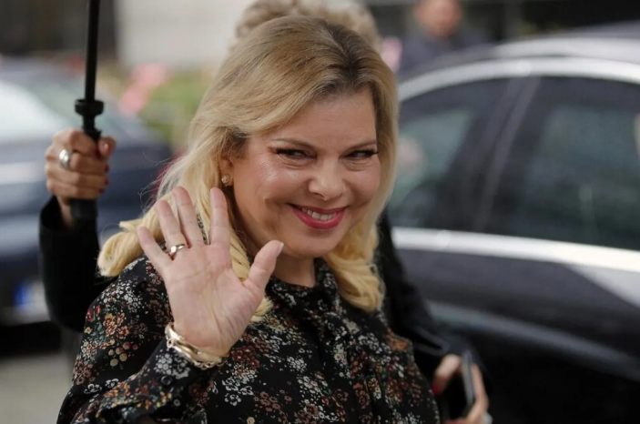 الرئيس السابق لفريق أمن نتنياهو: سارة امرأة شريرة مهووسة بسرقة المناشف