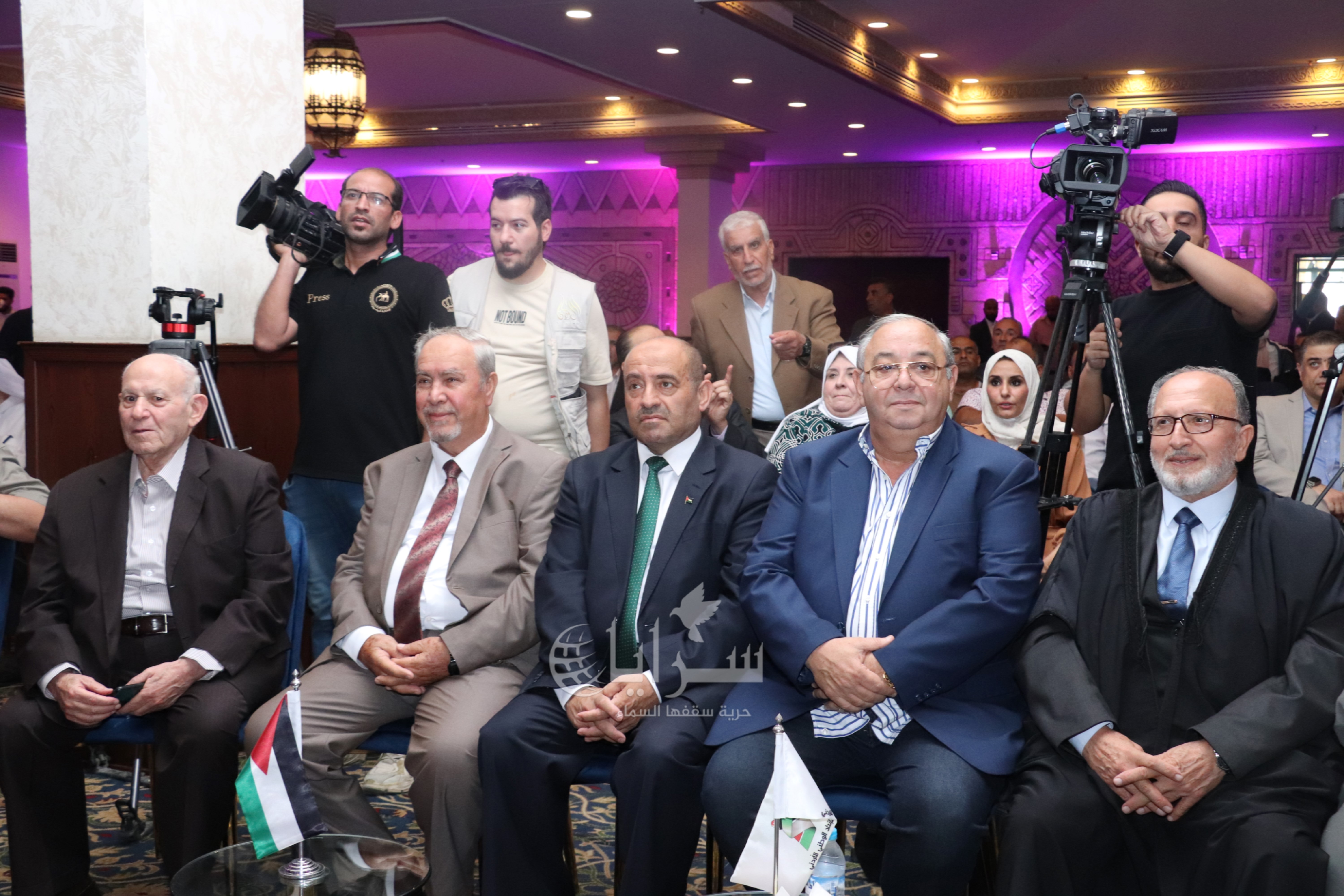 بالفيديو والصور ..  الكابتن زهير محمد الخشمان يترأس القائمة العامة الحزبية لحزب الإتحاد الوطني الاردني وبمجموع 101 مرشح ضمن القائمة العامة والقوائم المحلية