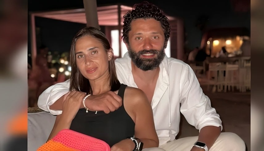 زوجة كريم محمود عبد العزيز تخرج عن صمتها لأول مرة  ..  "علمت بطلاقي من إنستغرام" 