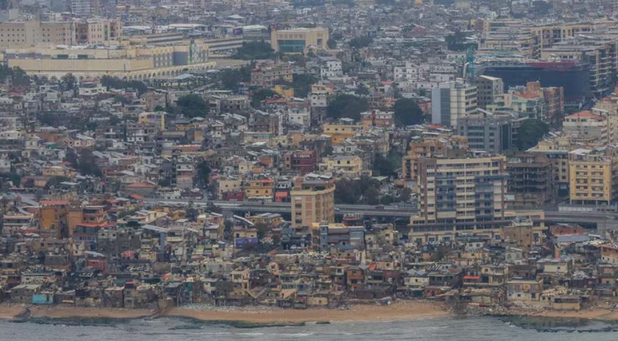 11 شهيدا و5 إصابات بغارات إسرائيلية مكثفة على جنوب لبنان