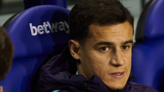 كوتينيو يضع شرطا للرحيل عن برشلونة