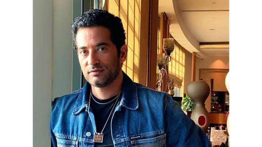 عمرو سعد ينعى صديق طفولته: "خد معاه جزء كبير من ذكرياتى الحلوة"
