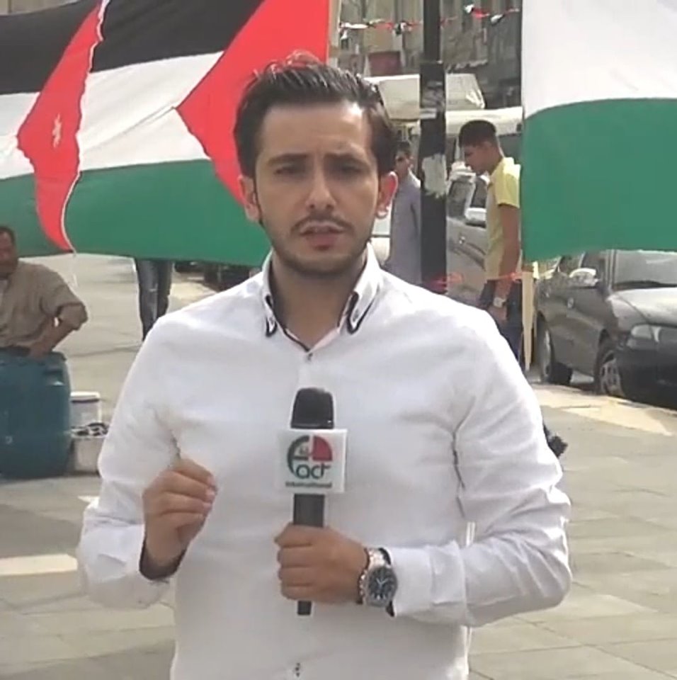 الزميل الاعلامي رامي العيسى  ..  مبارك الخطوبة 