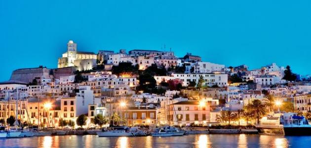 بالصور  ..  أين تقع إبيزا