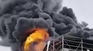 إعلام اسرائيلي: تضرر نحو 100 منزل في بئر السبع بعد سقوط صاروخ إيراني