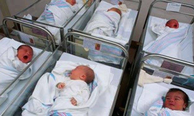 انخفاض عدد المواليد وازدياد الوفيات بالأردن عام 2018