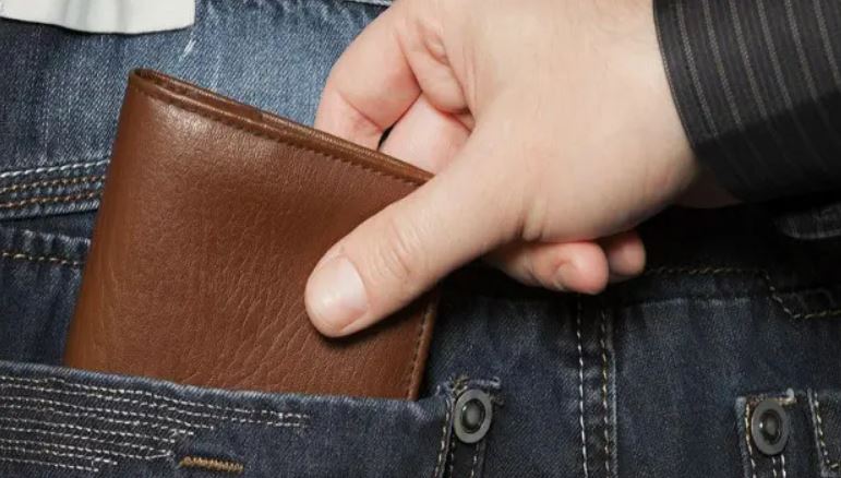 البحث الجنائي يحذر: ثوانٍ من الغفلة قد تمنح اللص فرصة للسرقة