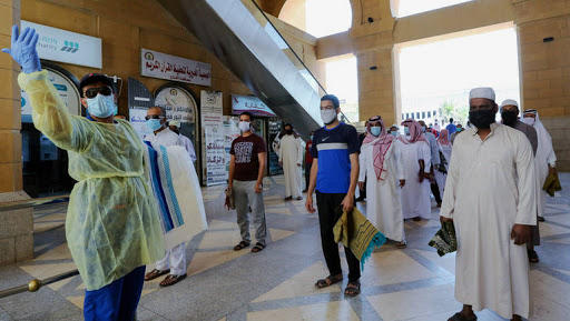 السعودية: 37 وفاة بكورونا وتسجيل 3927 إصابة جديدة