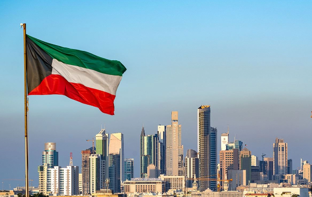 الكويت  ..  تسريح شرطي تجاوز في إجراءات «تفتيش» فتاة