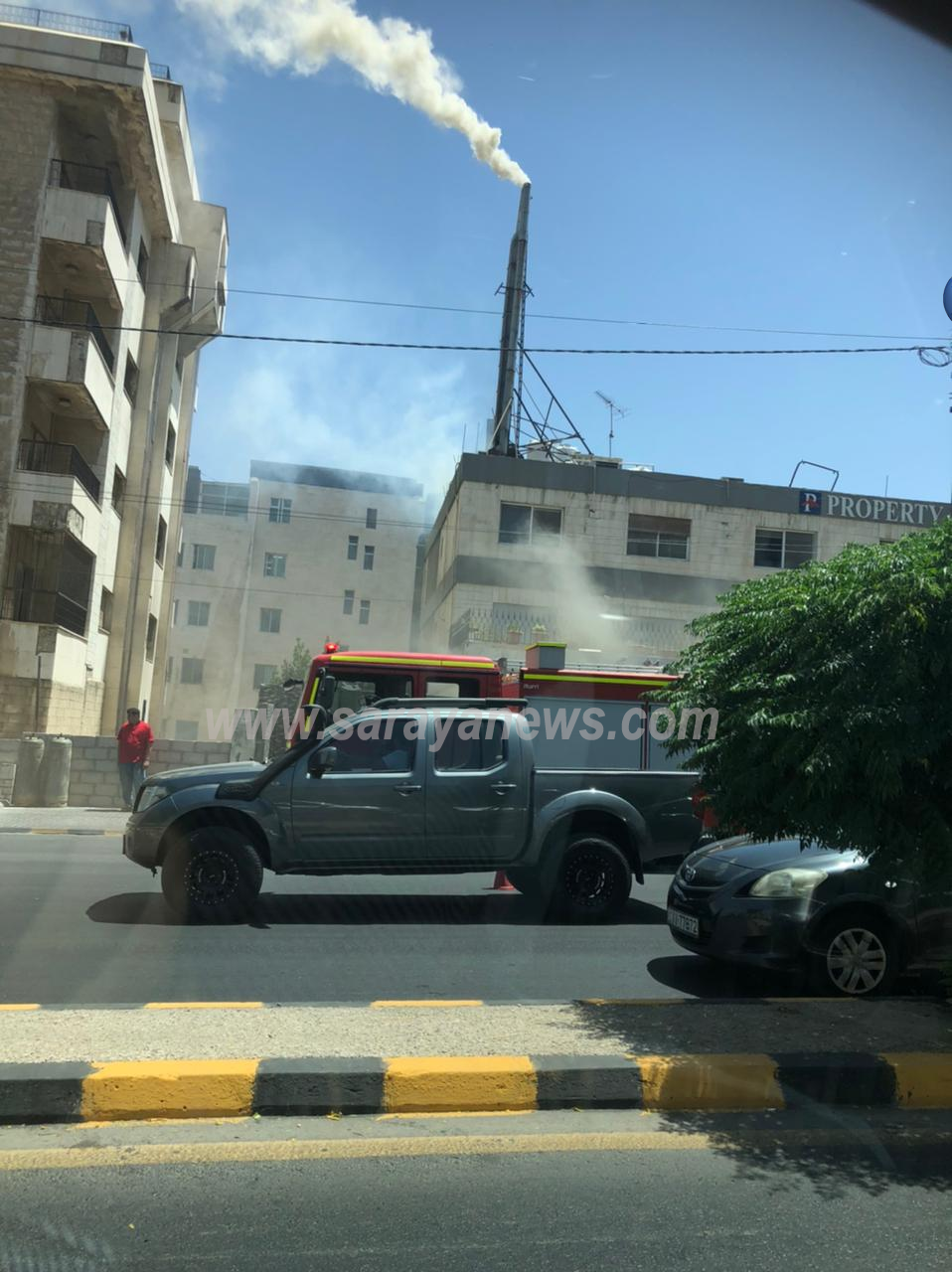بالصور  ..  حريق كبير يلتهم أجزاء من "مطاعم عمان الكبرى" 
