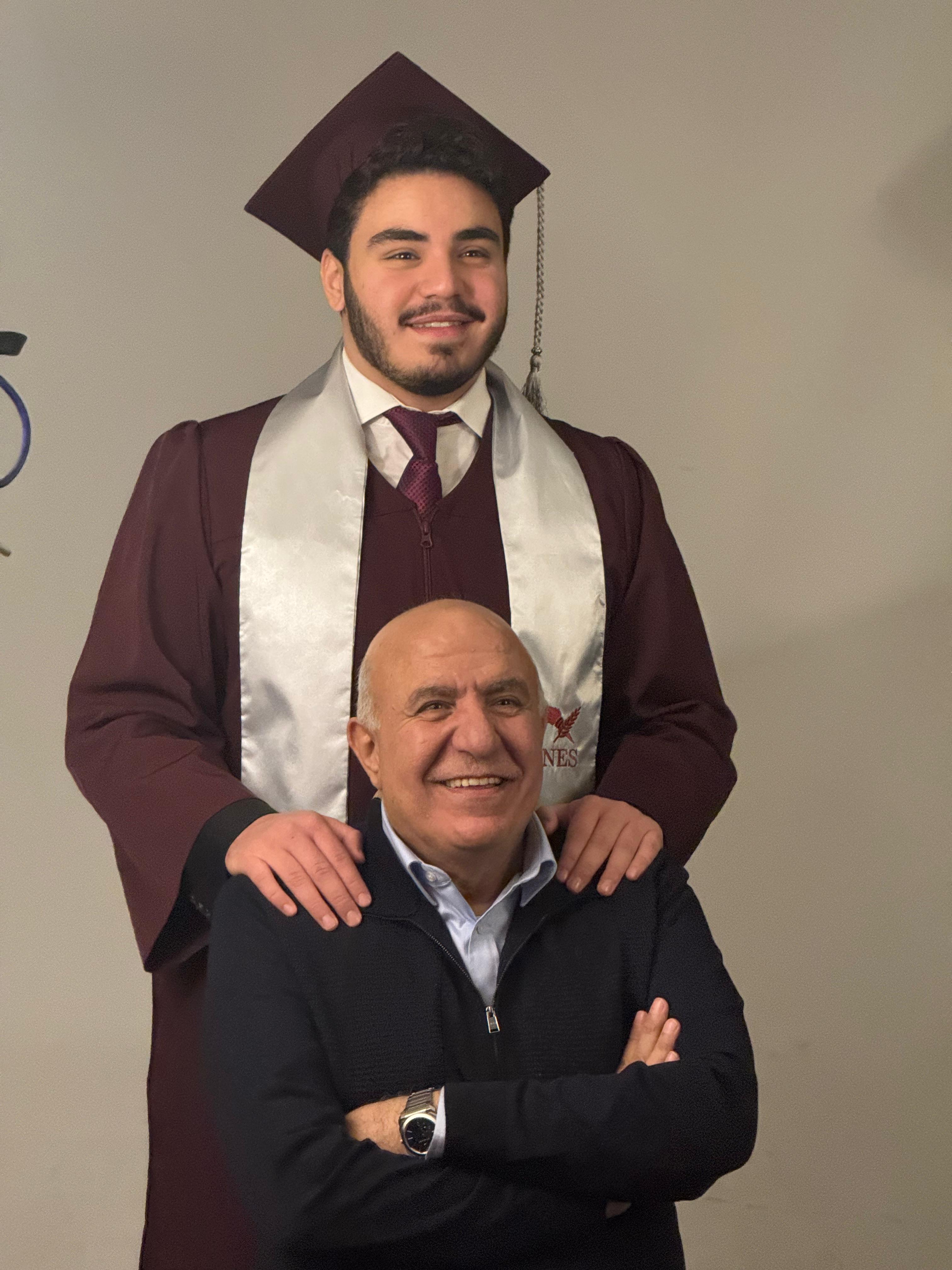 عبدالله رجائي الملك الف مبروك النجاح 