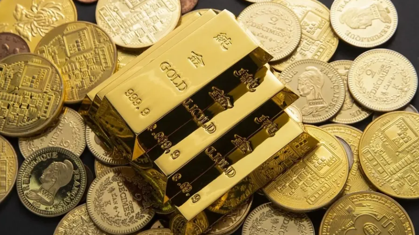 الذهب يرتفع إلى أعلى مستوى في أكثر من شهرين