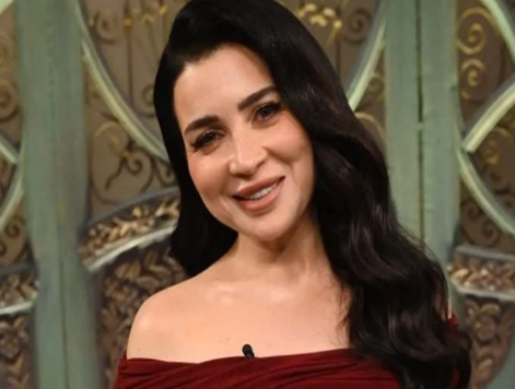 رسالة مؤثرة من مي عز الدين لإسعاد يونس