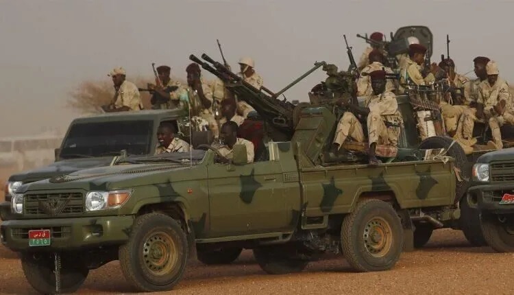 الجيش السوداني وقوات الدعم السريع يتبادلان الاتهامات بارتكاب انتهاكات