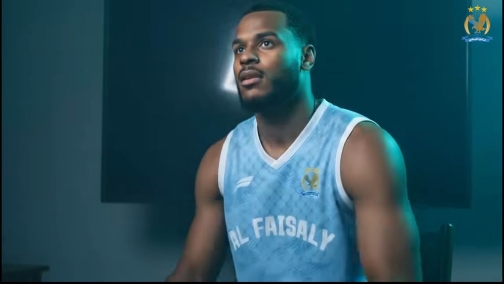 الفيصلي يضم اولاجوان إلى صفوف فريق السلة