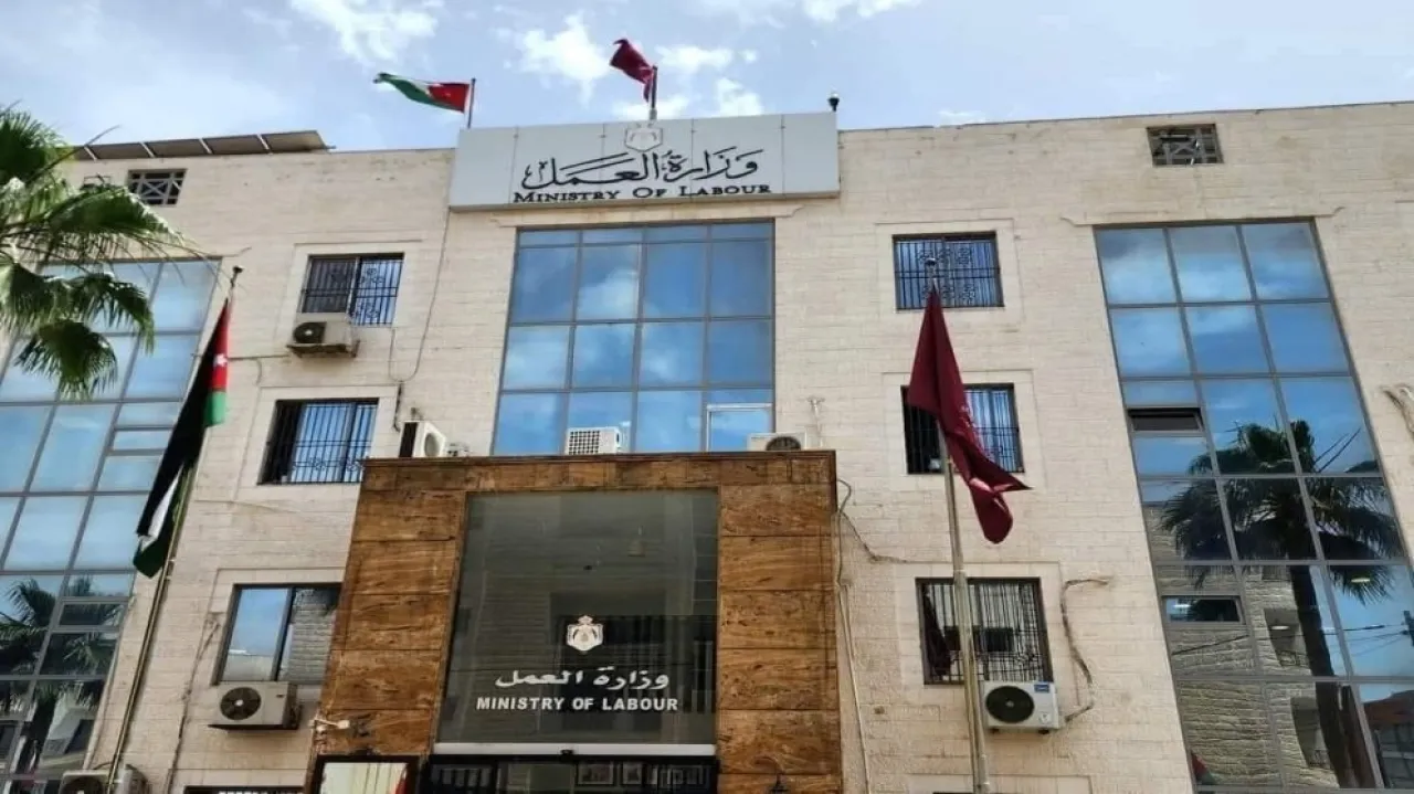 العمل: 6743 شكوى عمالية منذ بداية العام و35% منها لعدم دفع الأجور