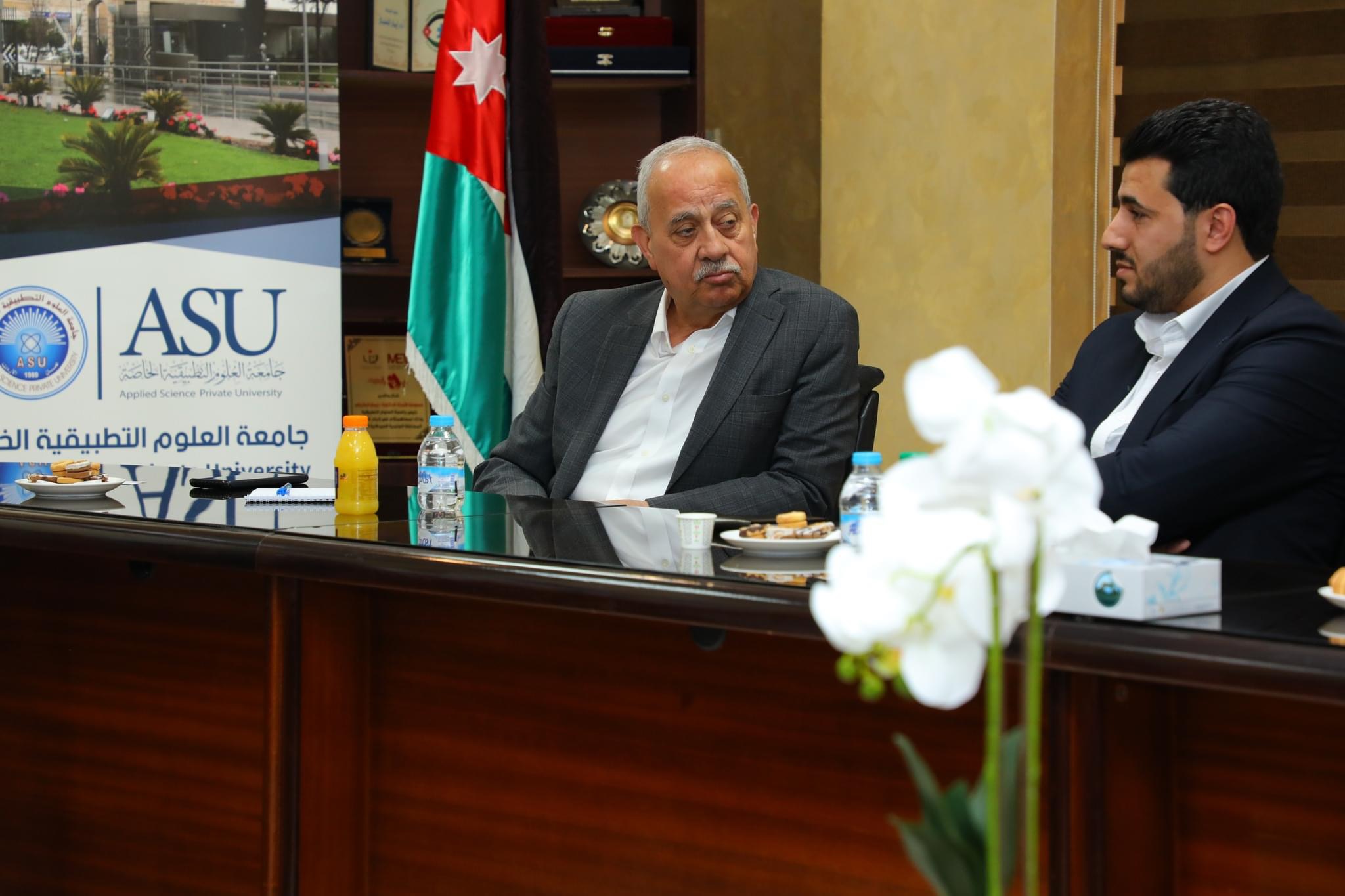 جامعة العلوم التطبيقية الخاصة وغرفة صناعة الأردن توقعان اتفاقية تعاون مشترك لتعزيز التعليم العملي وتطوير الكفاءات المهنية