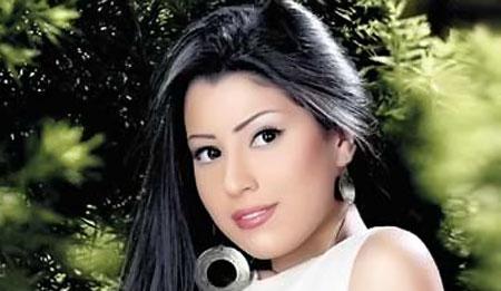 أيتن عامر تطلب رأيك في ضفائرها ..  شاهد
