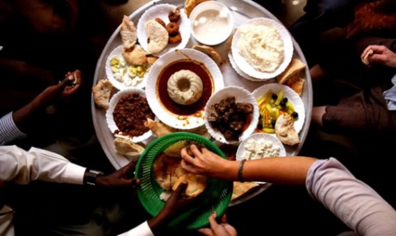 أسئلة تطرح على صائمي رمضان في الدول الغربية ..  إليكم أبرزها!