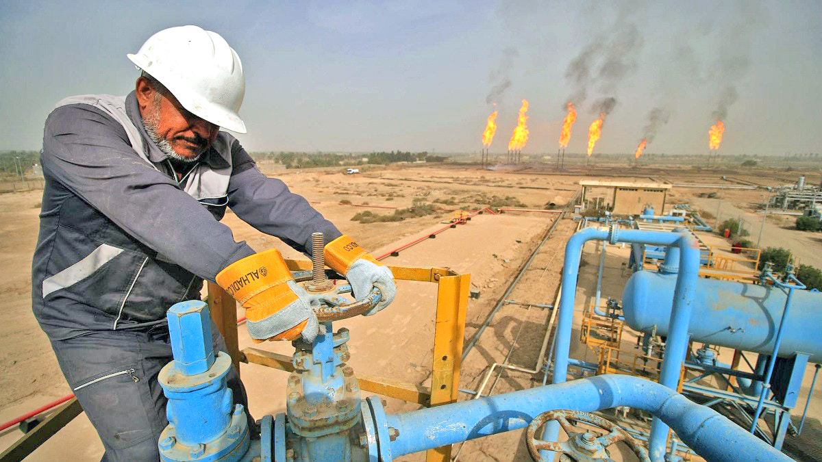 مقتل 10 عمال حقل نفطي شرق سوريا