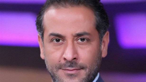 إصابة عبد المنعم عمايري بقذيفة في دمشق؟