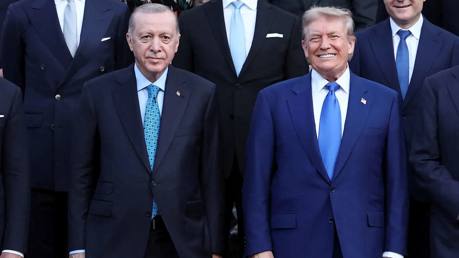 قمة الناتو ..  ترامب وأردوغان يؤكدان أهمية تعزيز "القوة الرادعة" للحلف