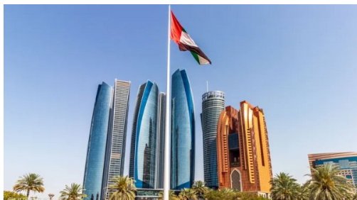الإمارات  ..  علاوة مالية شهرية للأئمة والمؤذنين