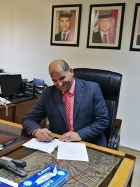 ال ابو عويضة يشكرون مدير مستشفى المفرق 