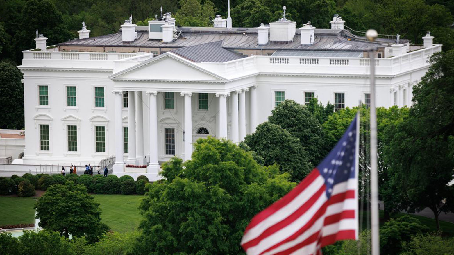 استنفار أمني في واشنطن بعد إطلاق نار قرب البيت الأبيض