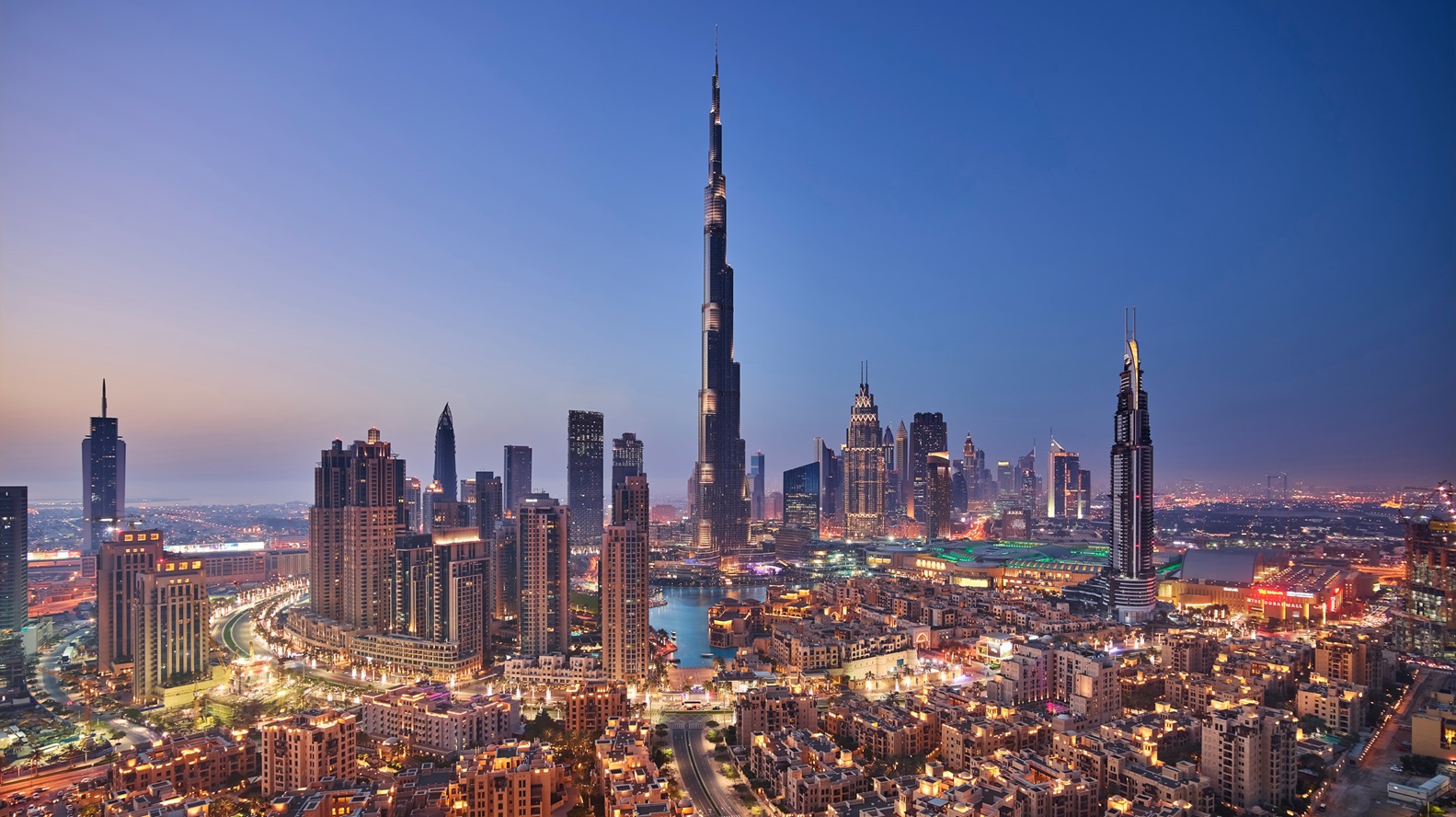 وزارة العمل تعلن عن وظائف للاردنيين في الإمارات 