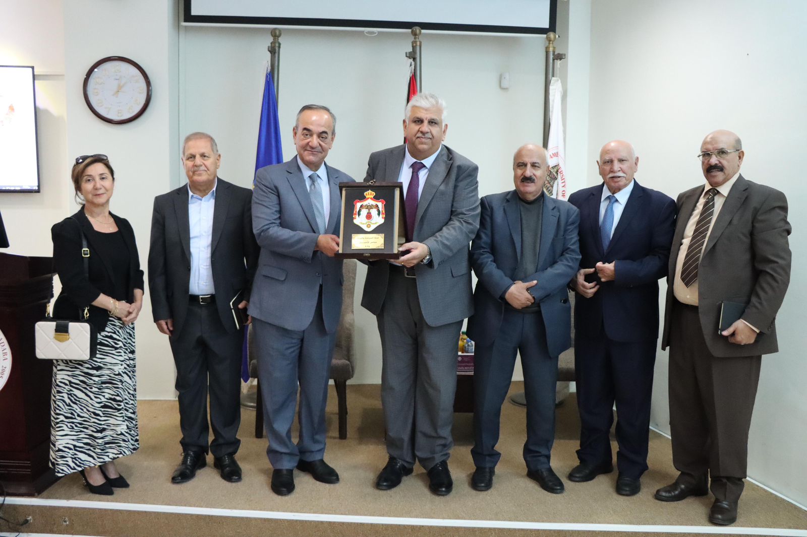 لجنة السياحة والتراث في مجلس الأعيان تلتقي طلبة الجامعة الأميركية في مادبا‎